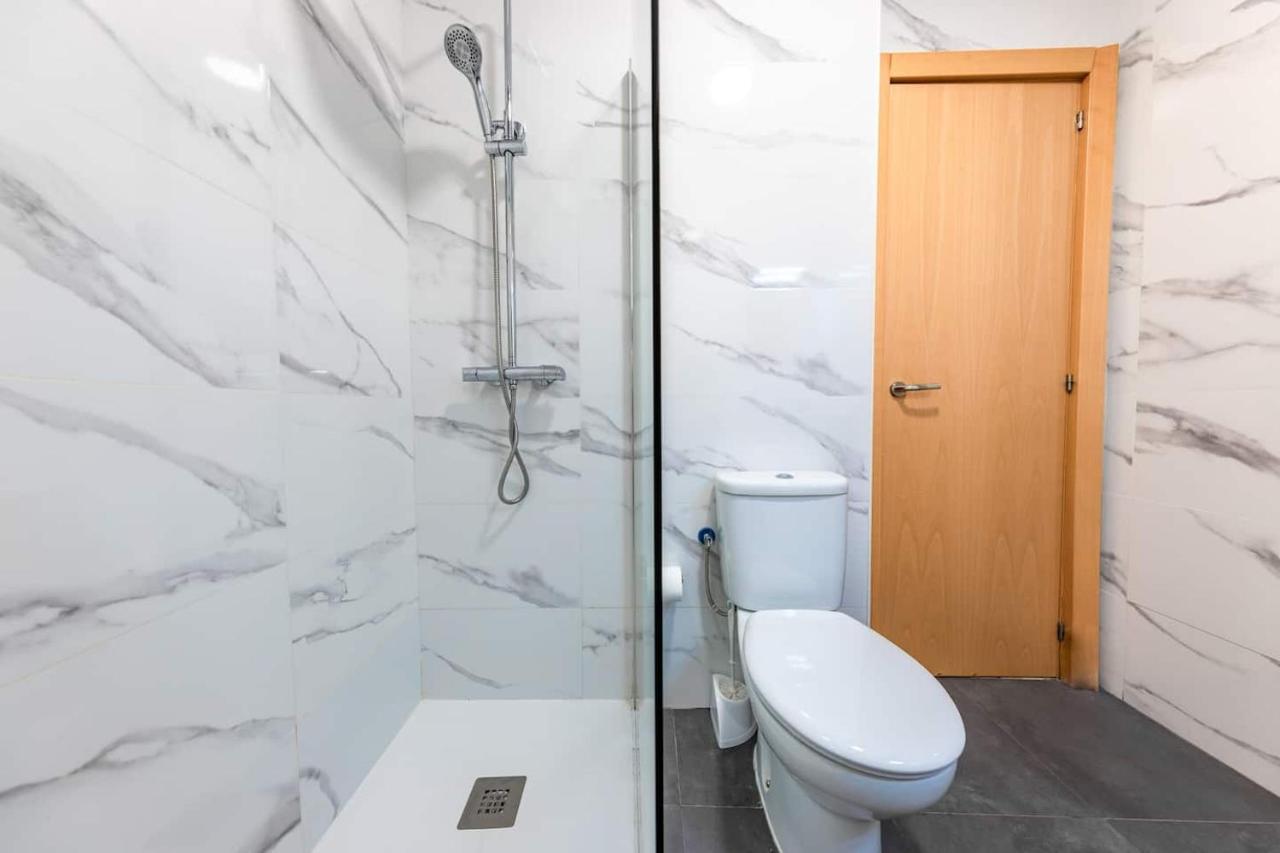 Private Rooftop & Elegant Studio - Center By Rems Apartment Malaga Ngoại thất bức ảnh